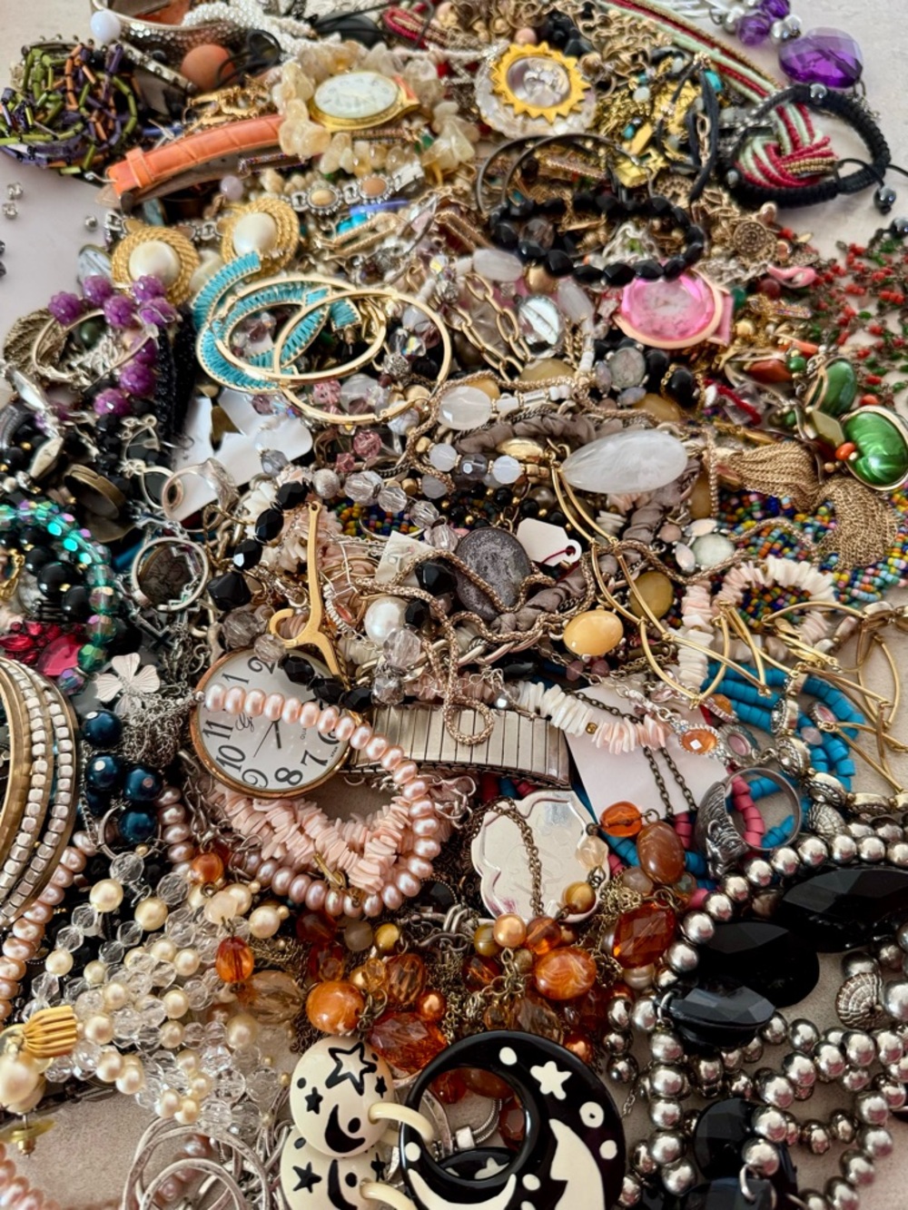 6+ Pounds Estate Unsorted Lot Jewelry Junk Craft Reseller Upcycle Watches Tangle